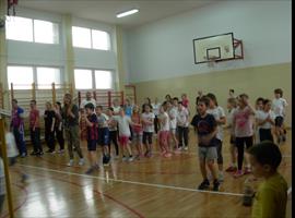 Спортски час са учешћем деце и родитеља