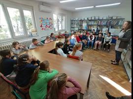 „Кућа од медењака“